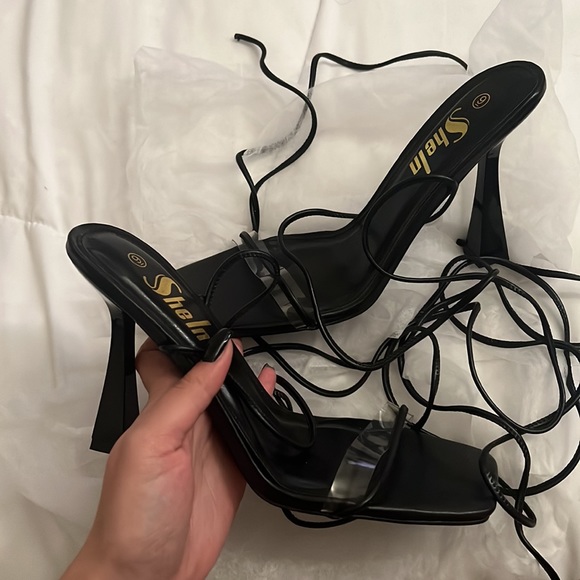 Tie up heels - Picture 2 of 6